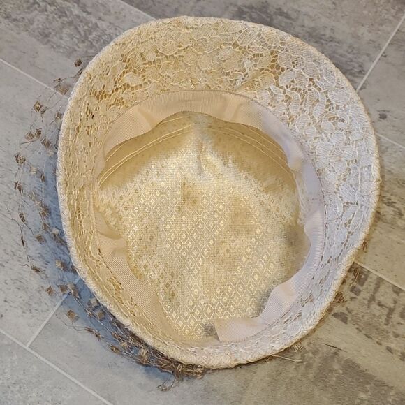 Vintage Ivory Satin-Lace-Silk Hat - Picture 6 of 6